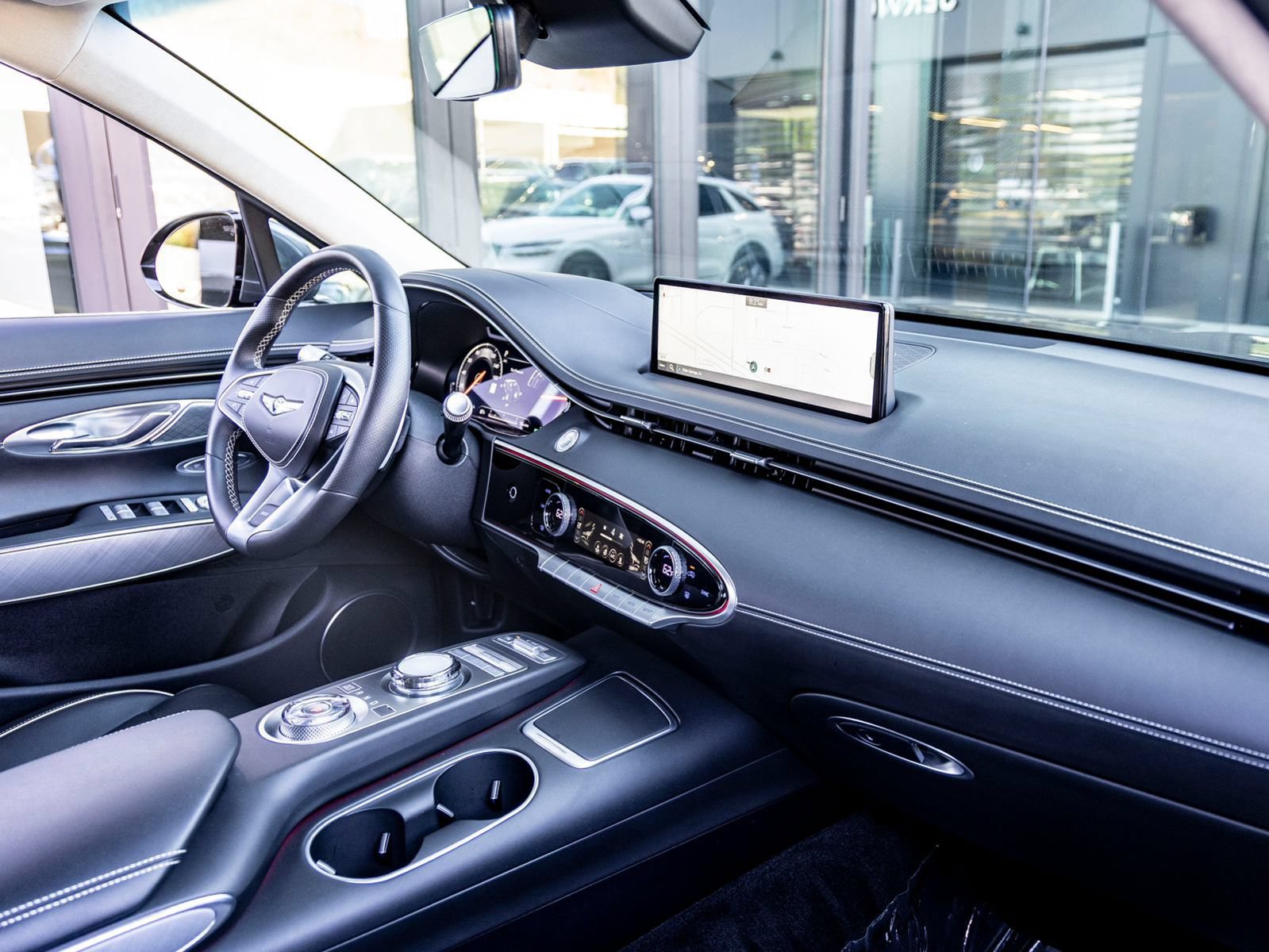 Used 2025 Genesis Electrified GV70 w/ Prestige Package AWD/4WD image 25