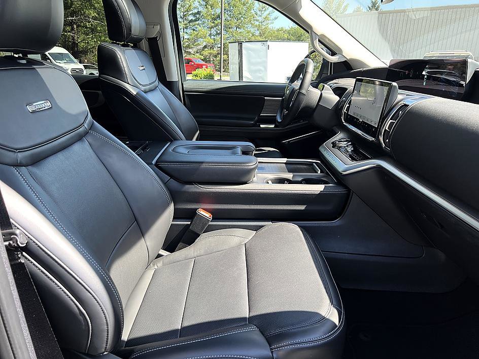 Used 2025 Ford Expedition Max Platinum AWD/4WD image 21