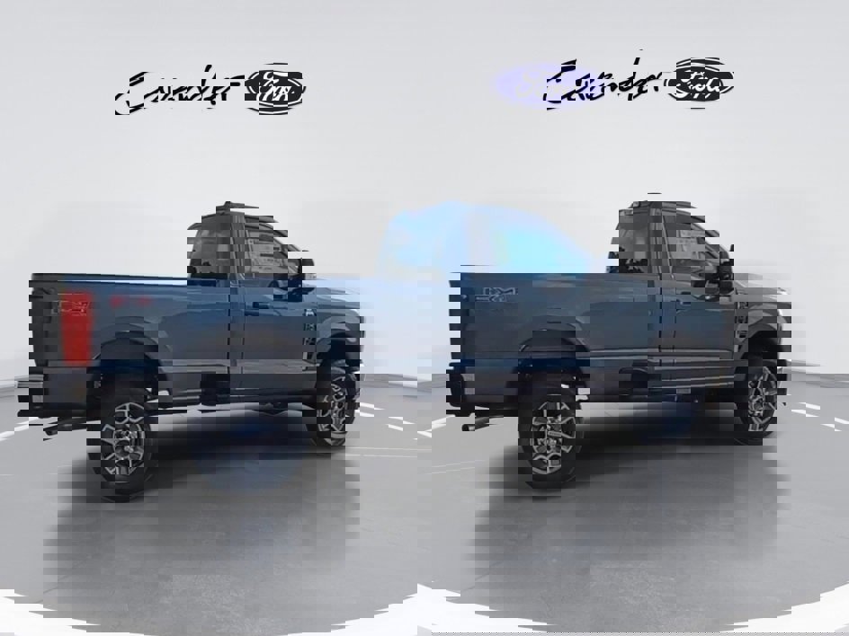 New 2025 Ford F350 XLT w/ FX4 Off-Road Package image 9