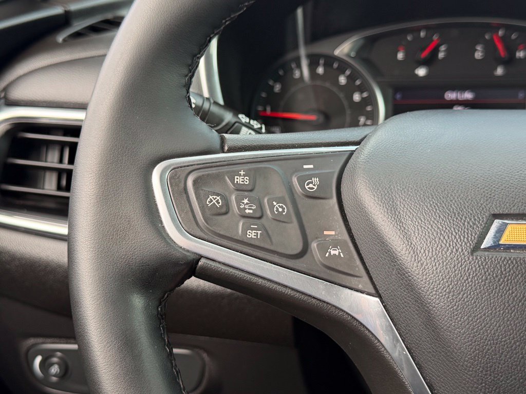 Used 2023 Chevrolet Equinox LT FWD image 26