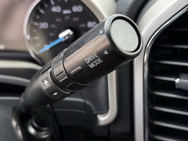 Used 2022 Ford F250 Lariat w/ Lariat Ultimate Package AWD/4WD image 23