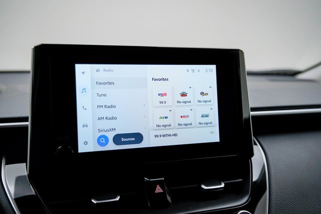 Certified 2025 Toyota Corolla Cross XLE image 19