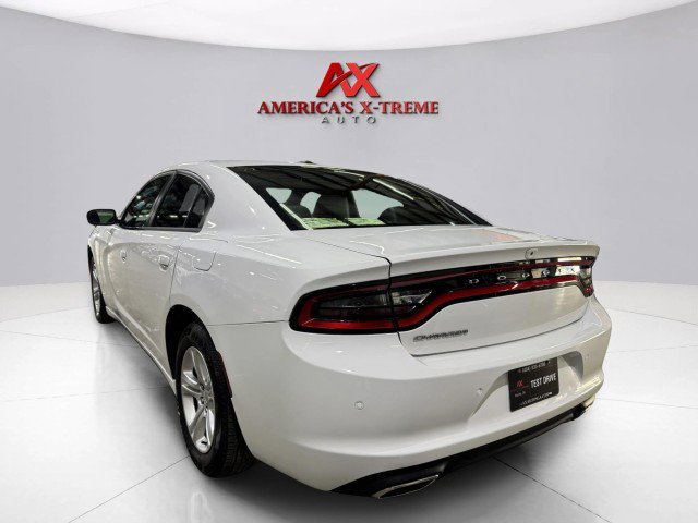 Used 2020 Dodge Charger SXT w/ Leather Interior Group image 4