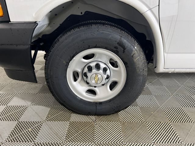 New 2025 Chevrolet Express 2500 w/ Driver Convenience Package image 24