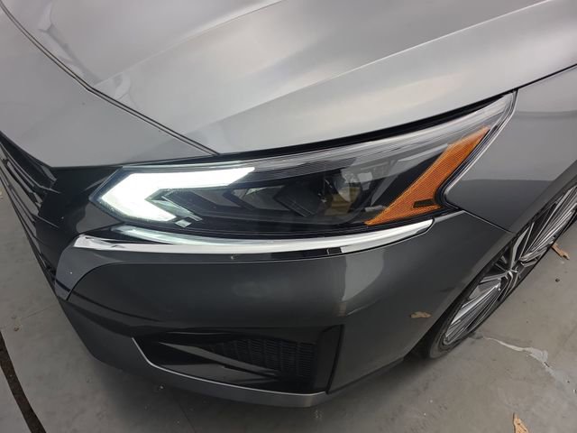 Used 2024 Nissan Altima 2.5 SL image 14