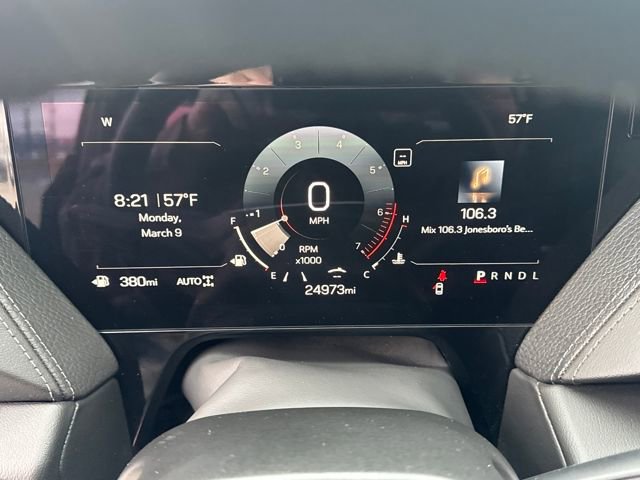 Used 2025 GMC Yukon XL Denali image 20