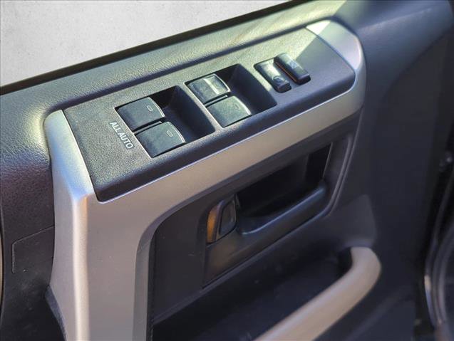 Used 2013 Toyota 4Runner Limited image 8