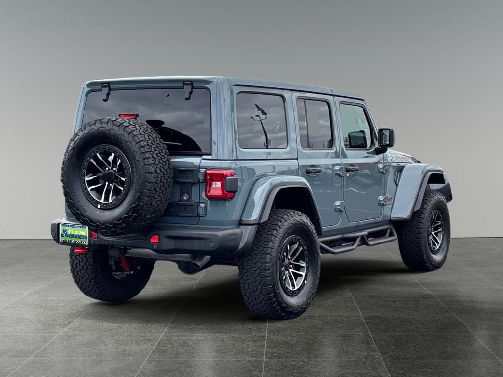 Used 2025 Jeep Wrangler Unlimited Rubicon AWD/4WD image 9