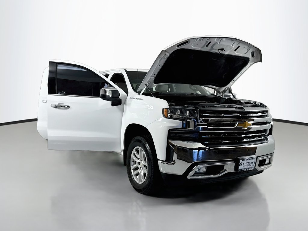 Used 2020 Chevrolet Silverado 1500 LTZ w/ LTZ Convenience Package AWD/4WD image 23