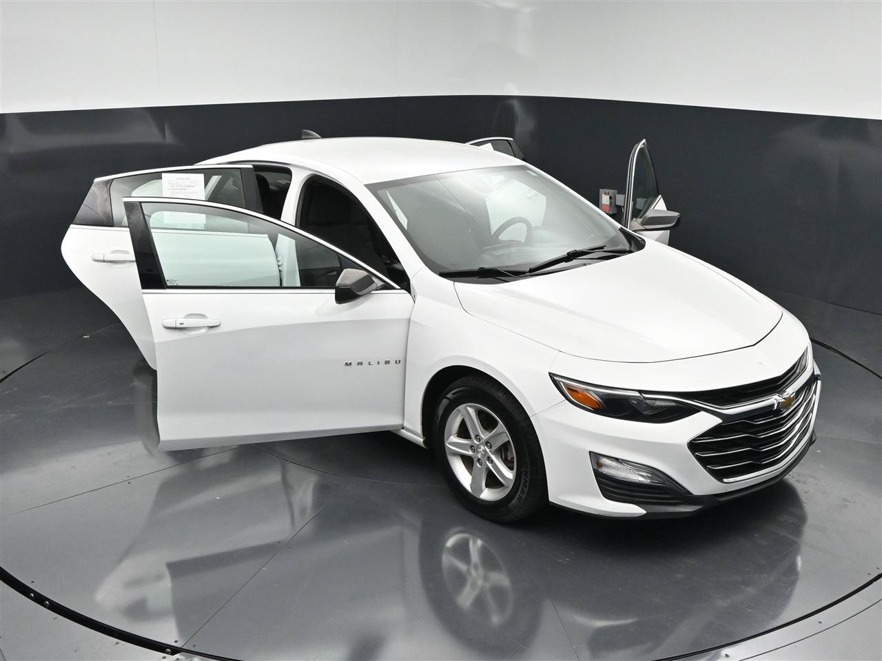 Used 2020 Chevrolet Malibu LS FWD image 27