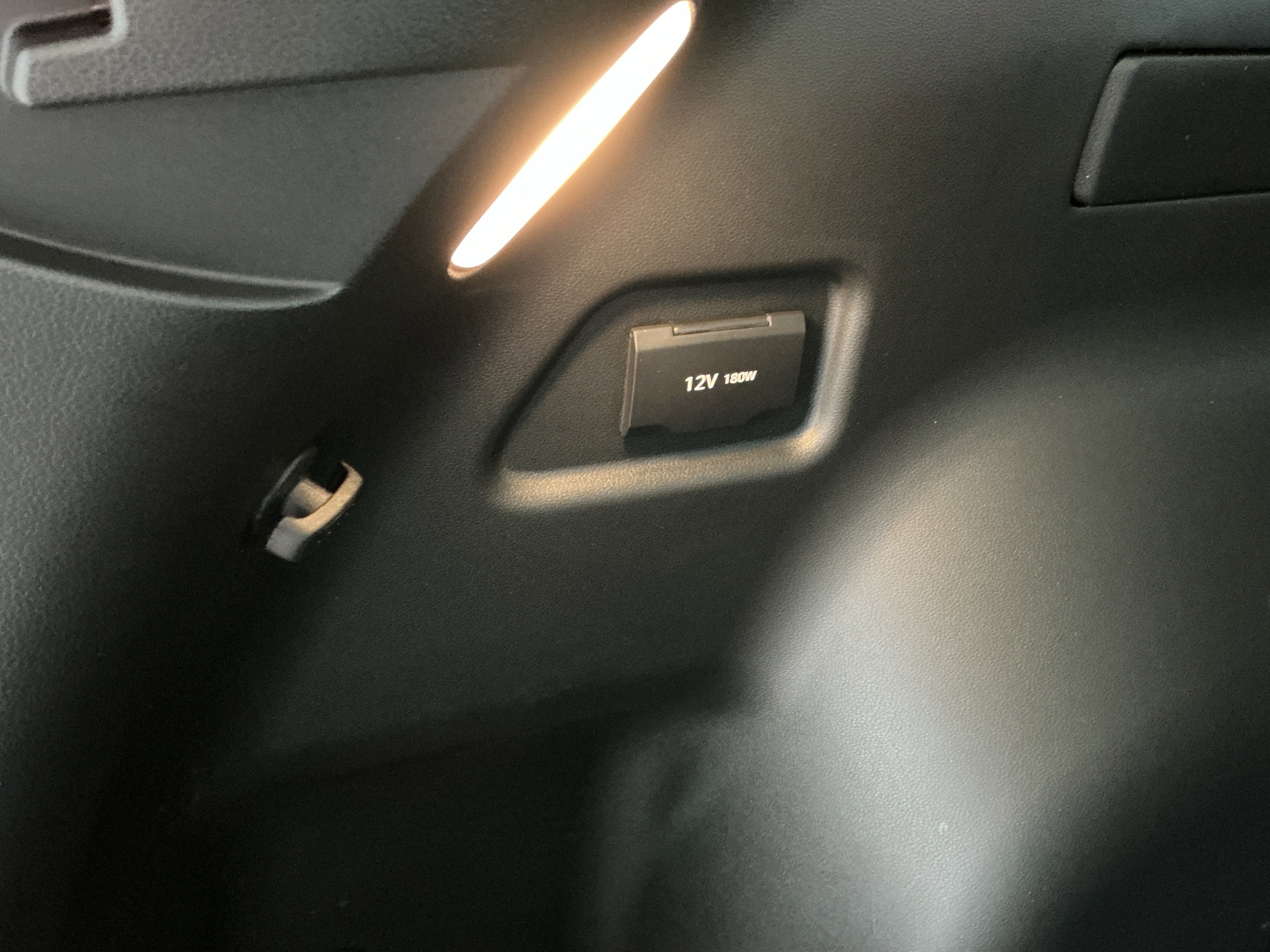 Used 2024 Hyundai Tucson SE image 29