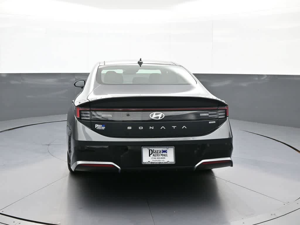 Used 2026 Hyundai Sonata SEL FWD image 7