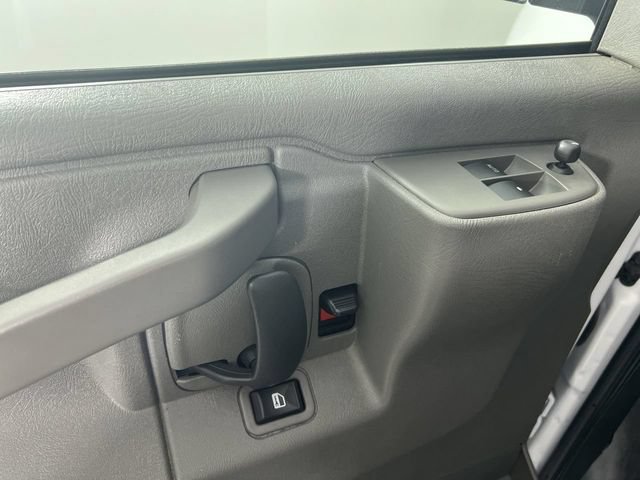 Used 2025 GMC Savana 2500 w/ Driver Convenience Package RWD image 19
