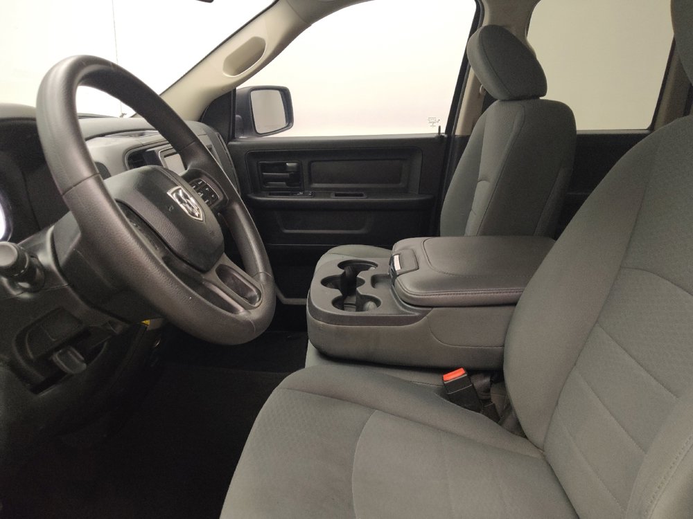 Used 2018 RAM 1500 Express w/ Express Value Package AWD/4WD image 17