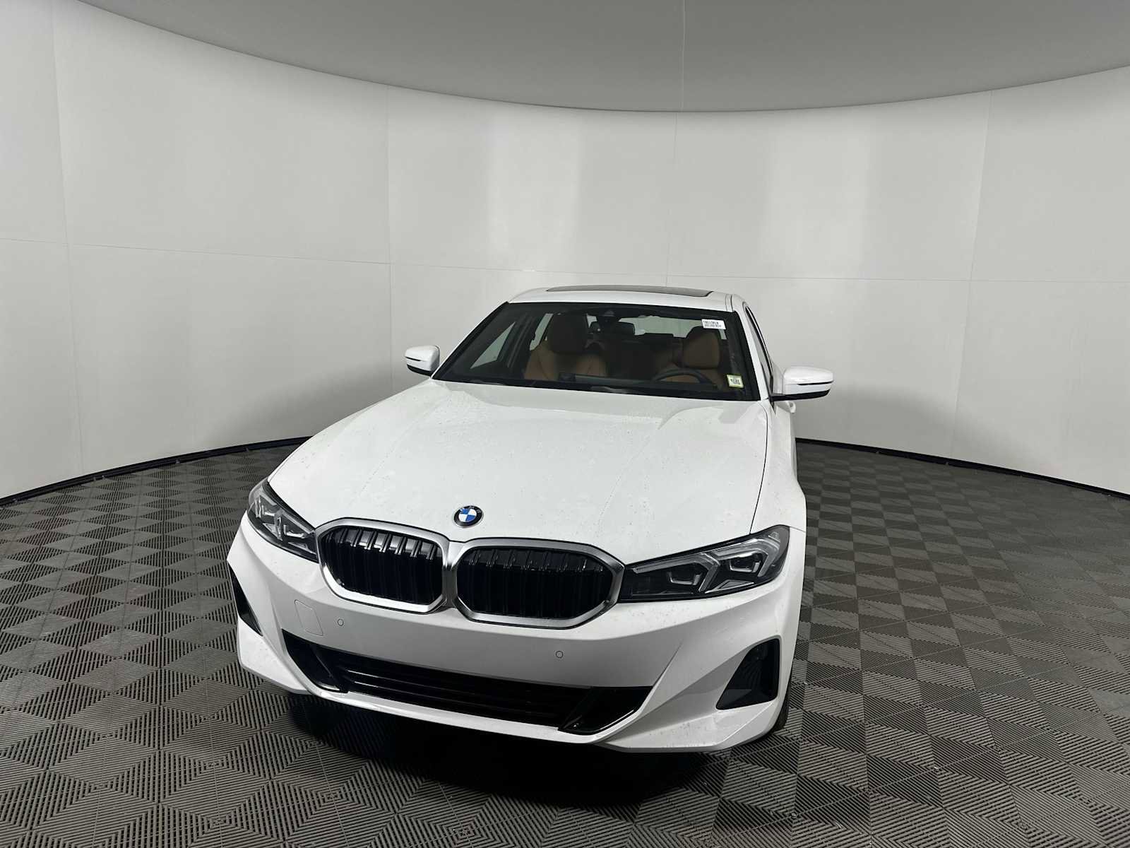 New 2026 BMW 330i xDrive Sedan w/ Convenience Package image 7