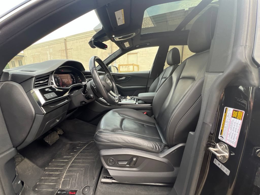 Used 2019 Audi Q8 Premium Plus w/ Premium Plus AWD/4WD image 15