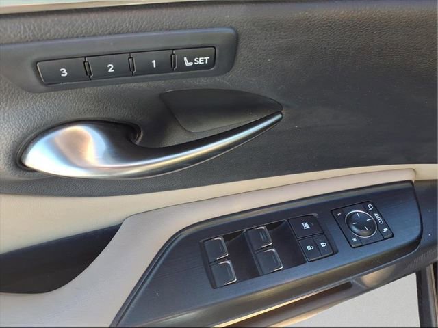 Used 2021 Lexus ES 250 w/ Premium Package image 24