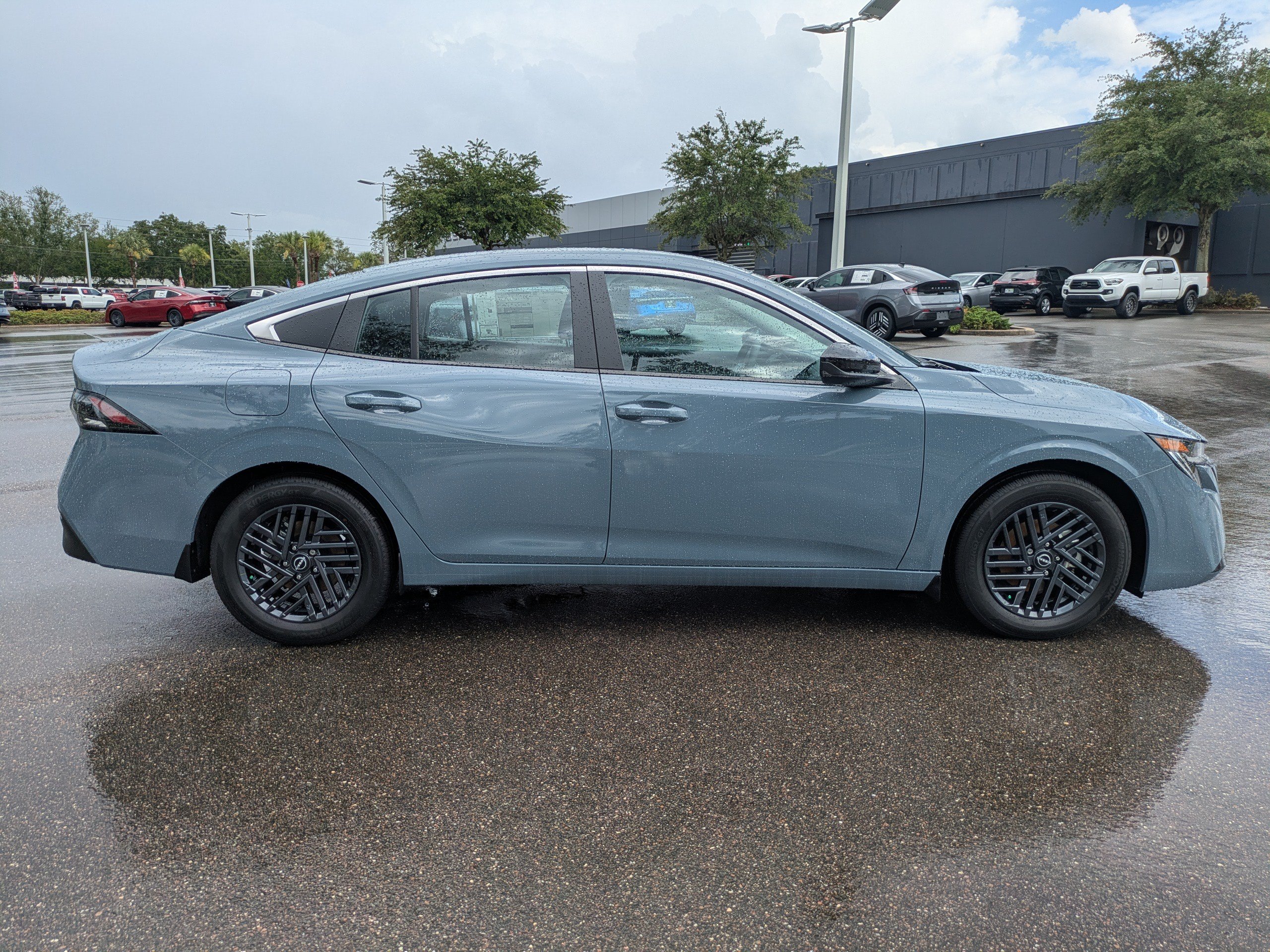 New 2026 Nissan Sentra SV w/ SV Convenience Package FWD image 3