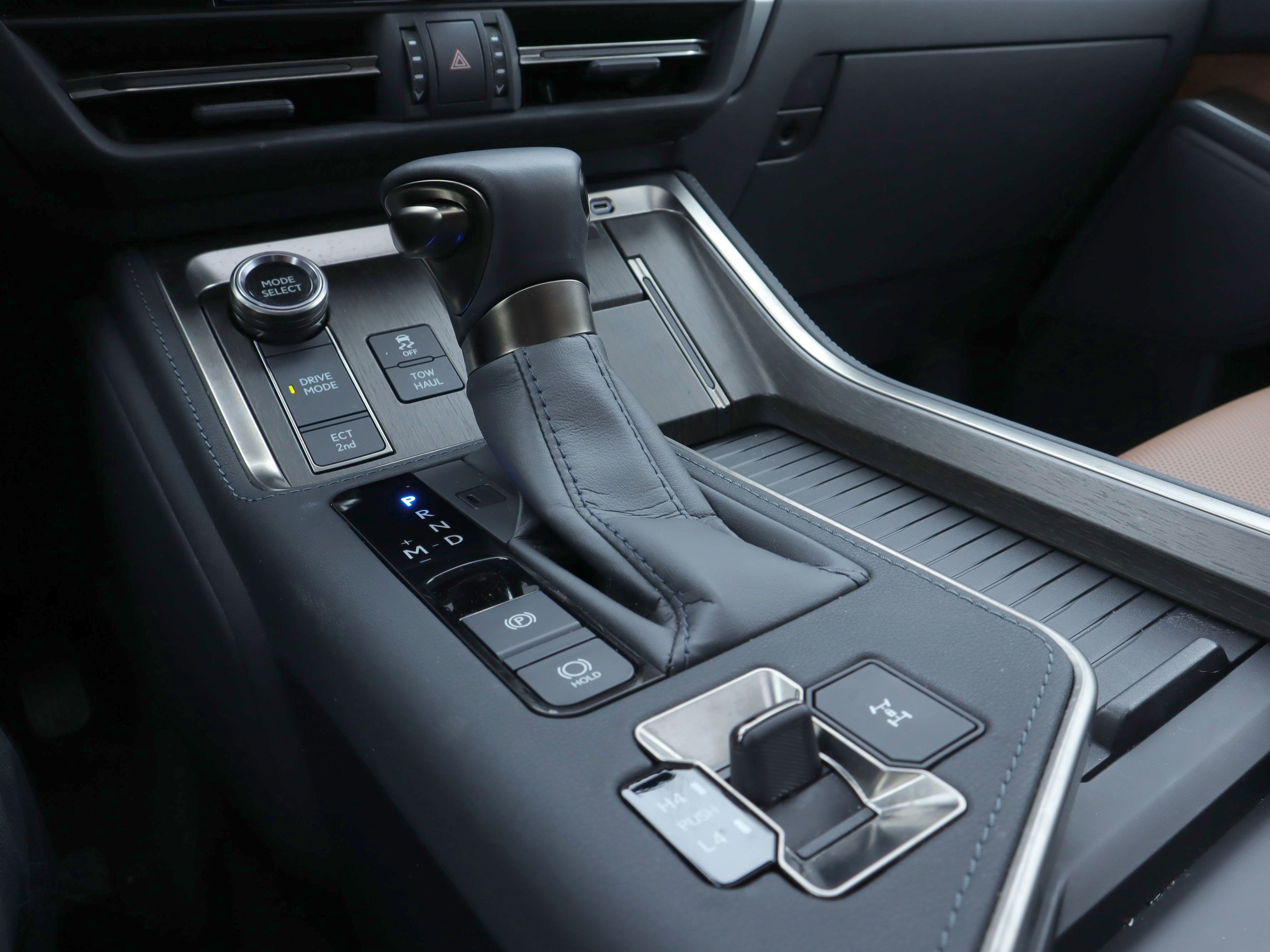 Used 2025 Lexus GX 550 GX 550 Premium+ w/ Accessory Package (Z1) image 16