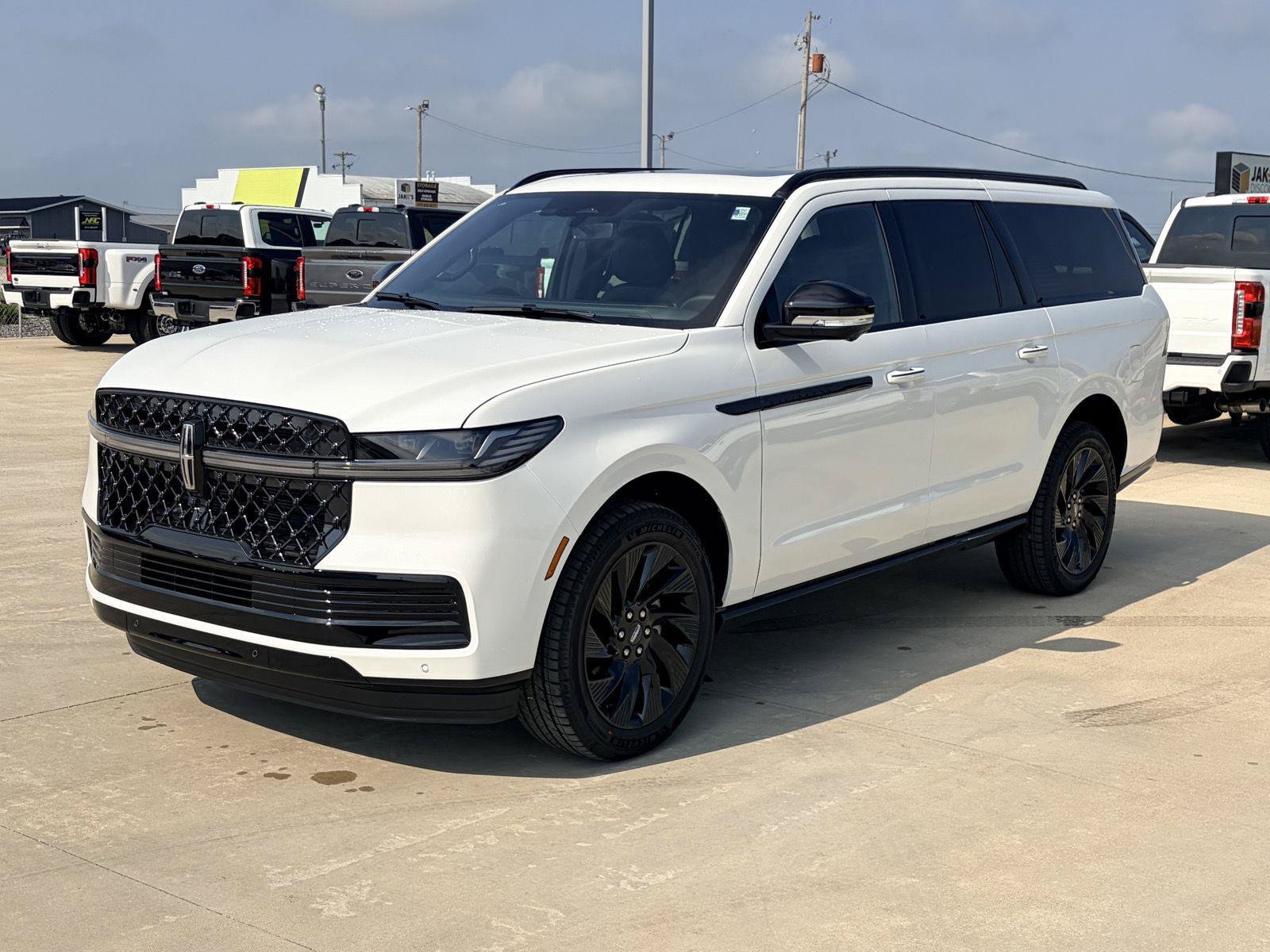 New 2027 Lincoln Navigator L Reserve w/ Jet Appearance Package AWD/4WD image 47
