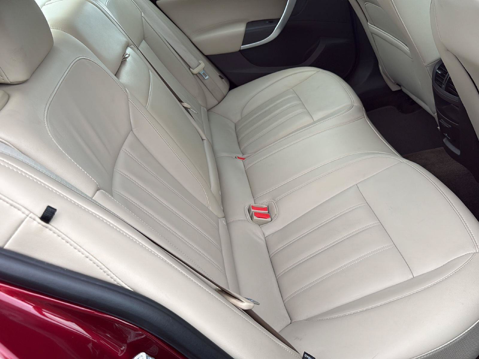 Used 2017 Buick Regal Premium w/ Driver Confidence Package #1 FWD image 29