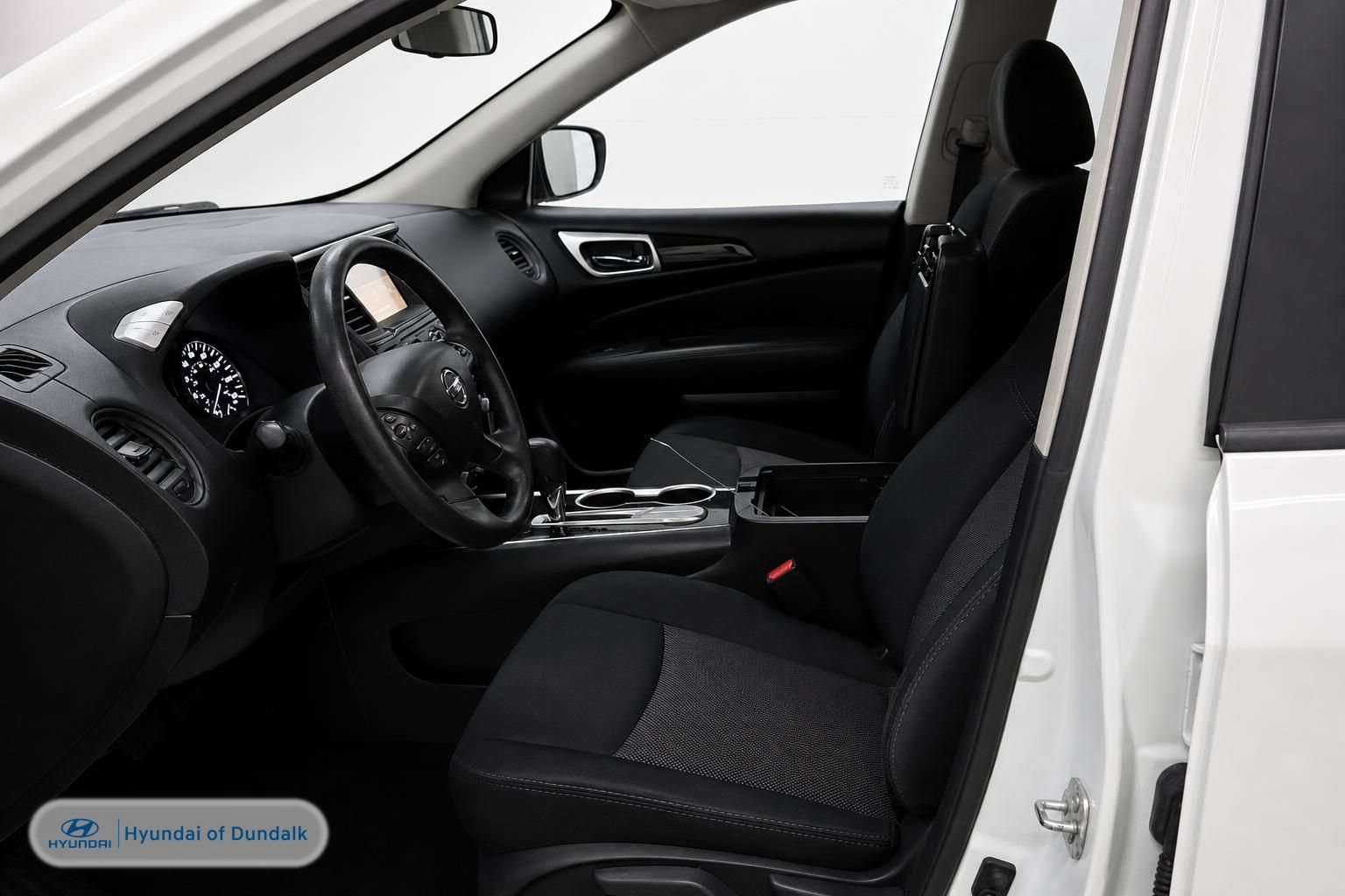 Used 2019 Nissan Pathfinder S FWD image 7