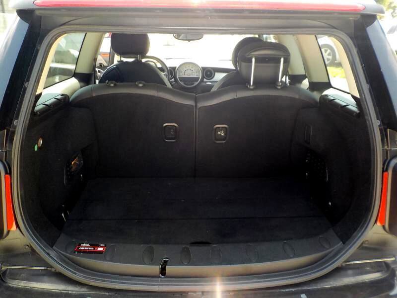 Used 2011 MINI Cooper Clubman w/ Premium Pkg image 19