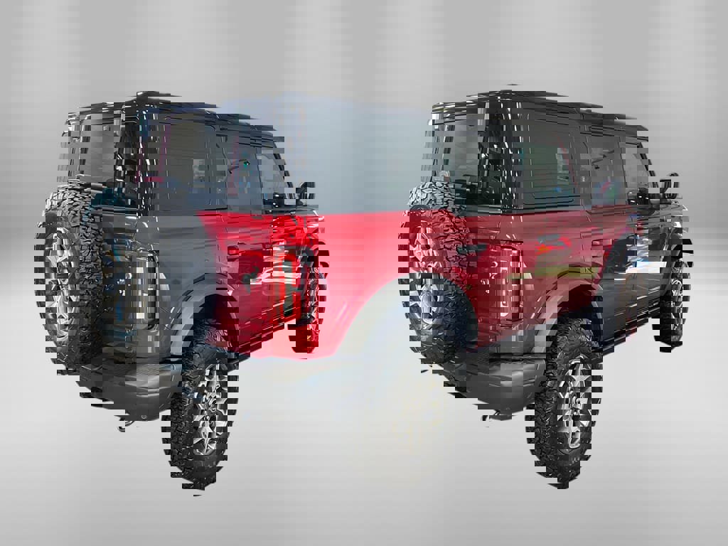 Used 2025 Ford Bronco Badlands image 5