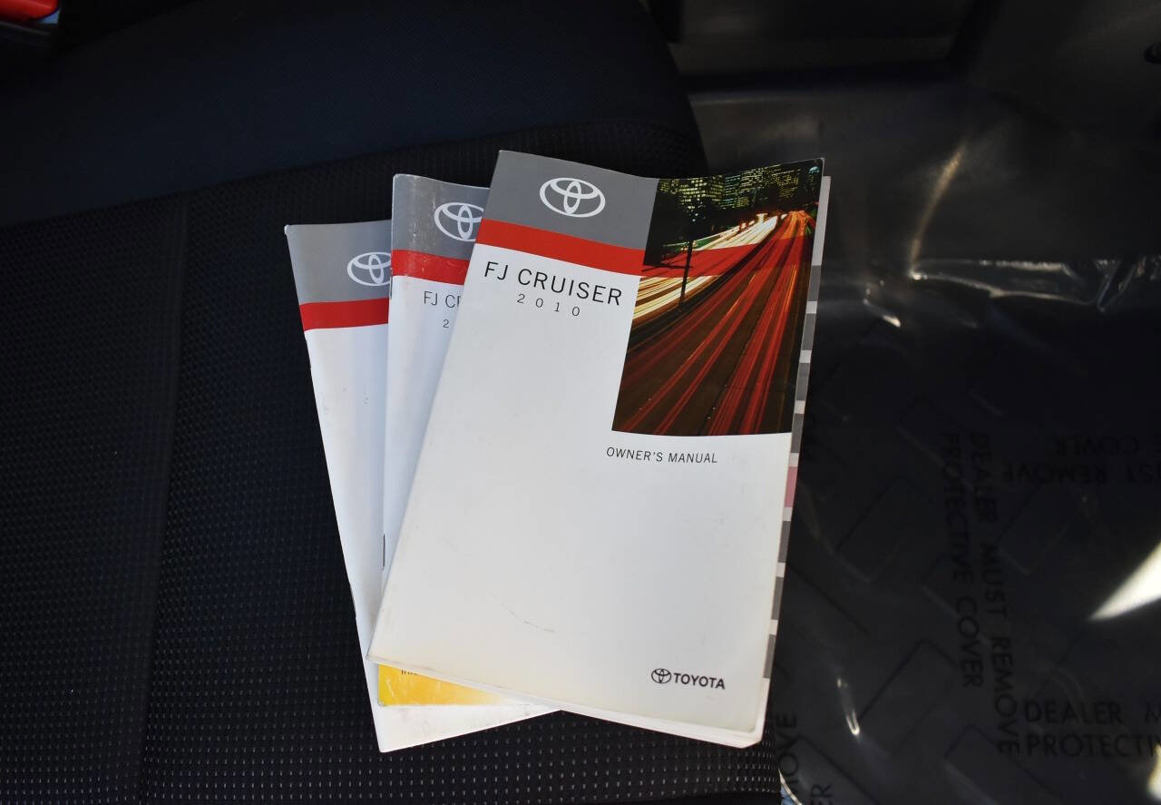 Used 2010 Toyota FJ Cruiser 4WD image 44
