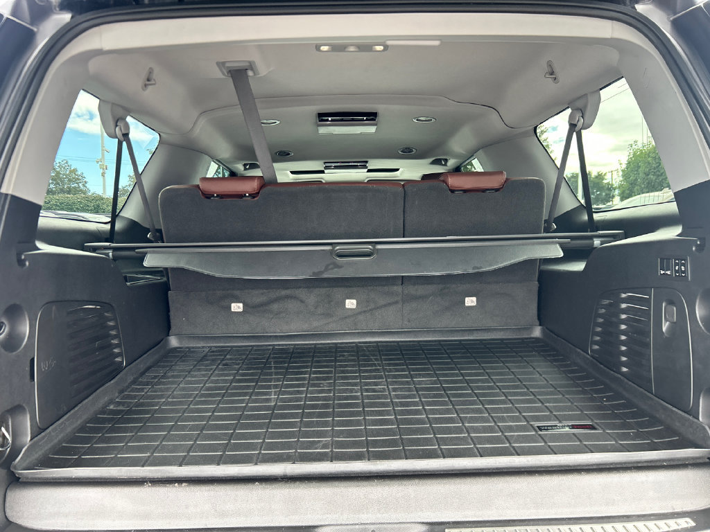 Certified 2020 Chevrolet Suburban Premier w/ Premier Plus Edition AWD/4WD image 35
