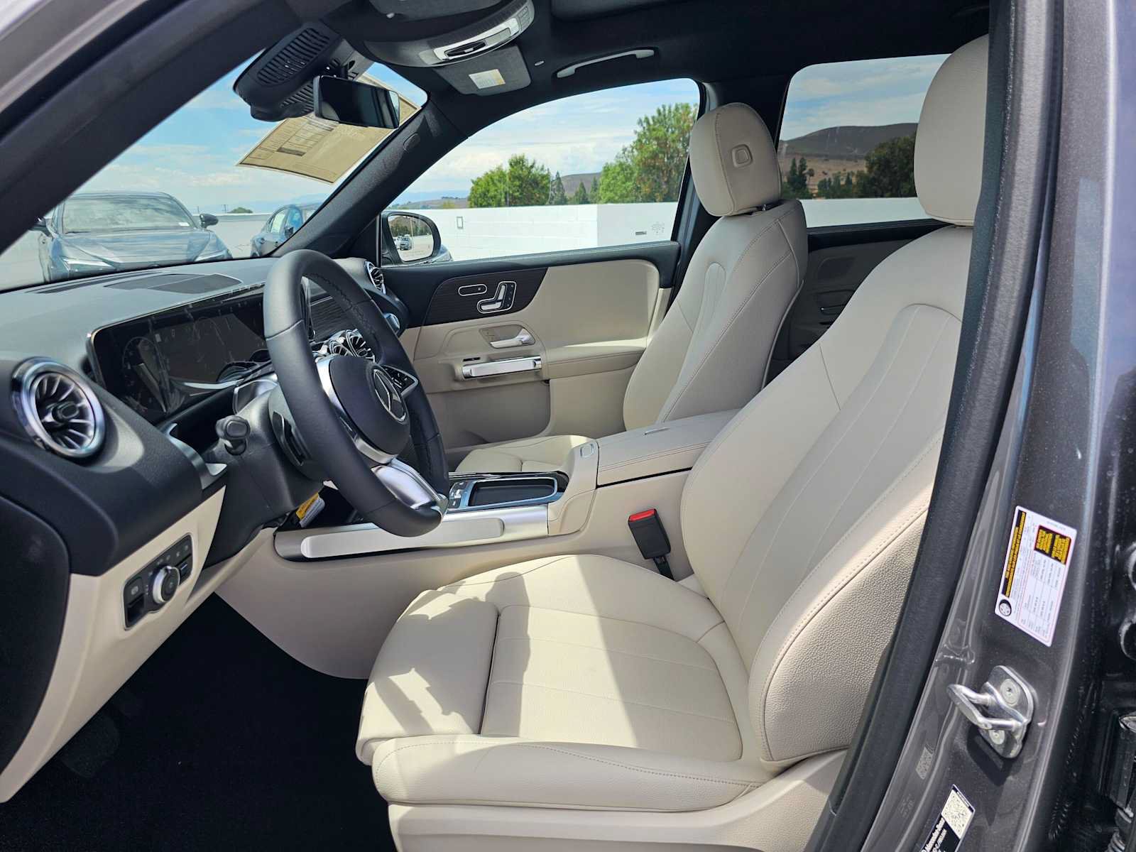 New 2026 Mercedes-Benz GLB 250 image 20