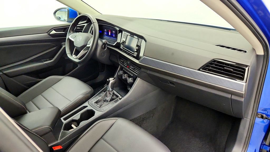 Used 2024 Volkswagen Jetta SE FWD image 21