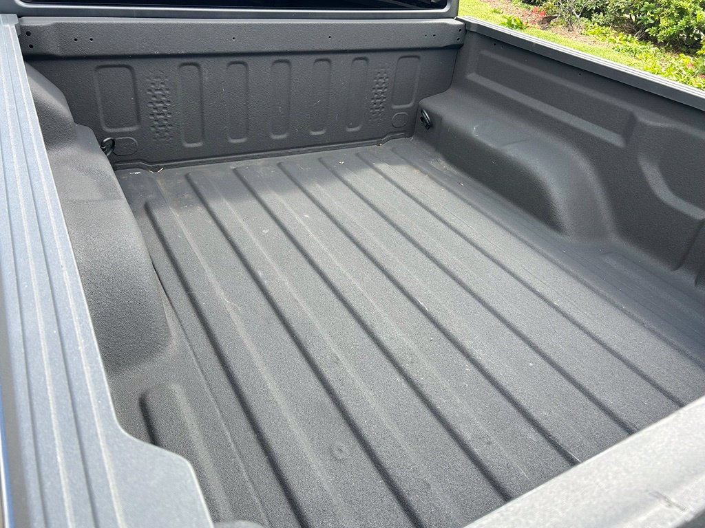 Certified 2025 Jeep Gladiator Sport AWD/4WD image 6