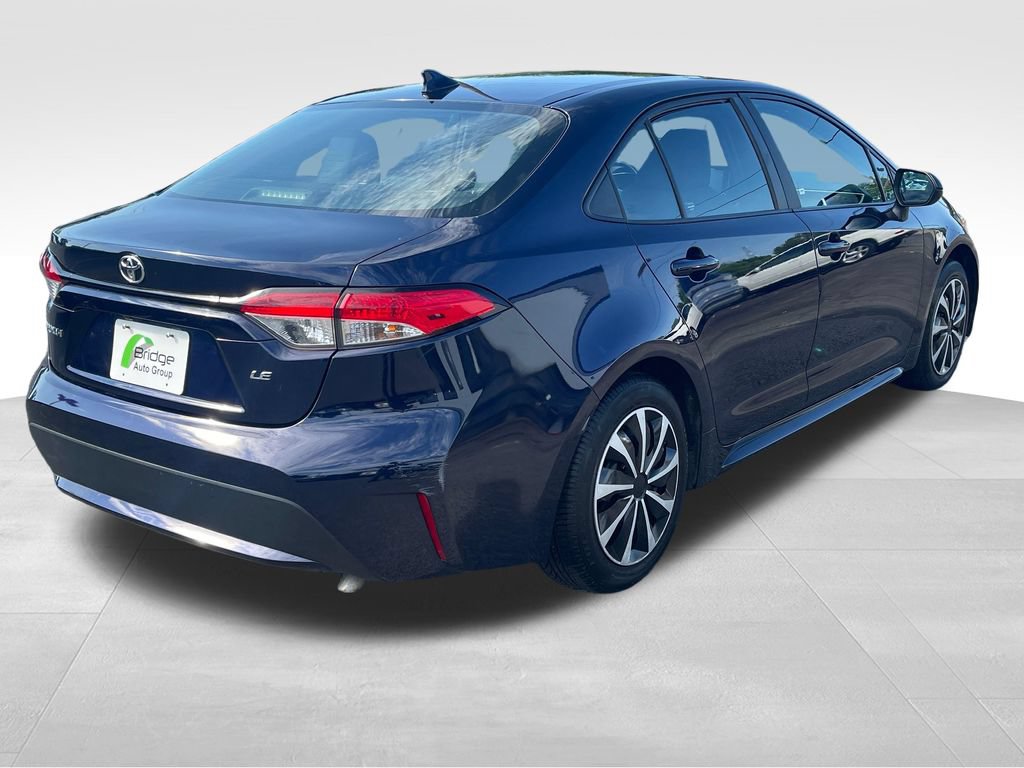 Used 2022 Toyota Corolla LE FWD image 7