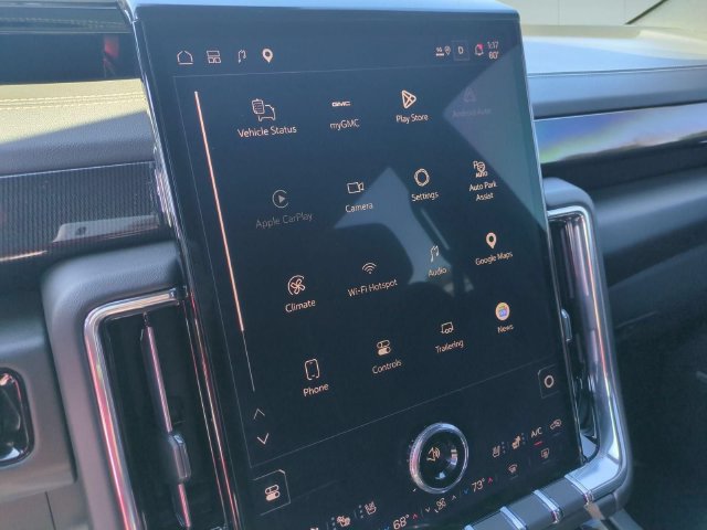 Used 2025 GMC Yukon Elevation w/ Technology Package AWD/4WD image 24