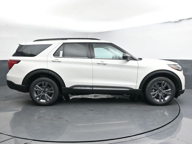 Used 2025 Ford Explorer Active w/ Active Comfort Package AWD/4WD image 12