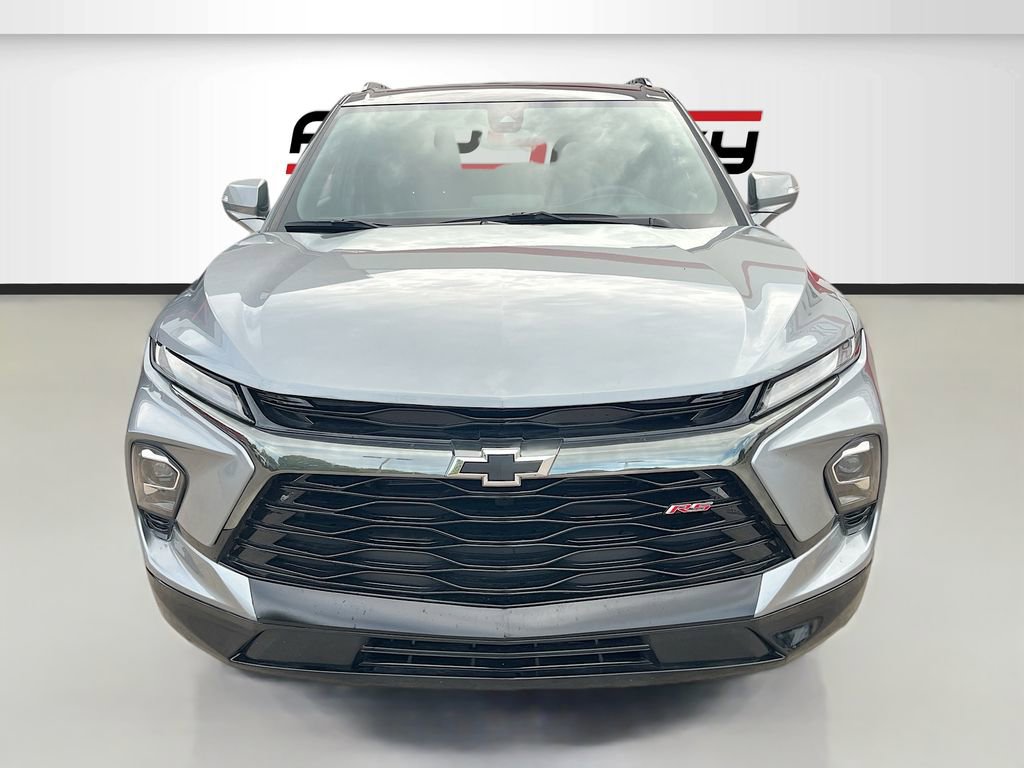 Used 2024 Chevrolet Blazer RS image 2