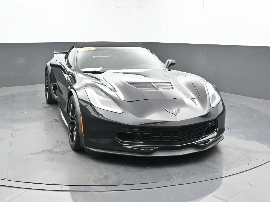 Used 2019 Chevrolet Corvette Z06 RWD image 3