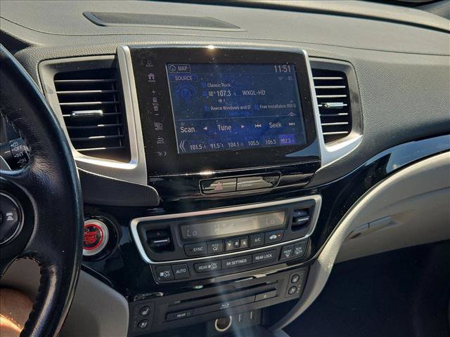 Used 2018 Honda Pilot Elite image 12