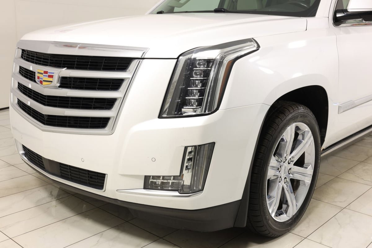 Used 2016 Cadillac Escalade ESV Premium AWD/4WD image 53