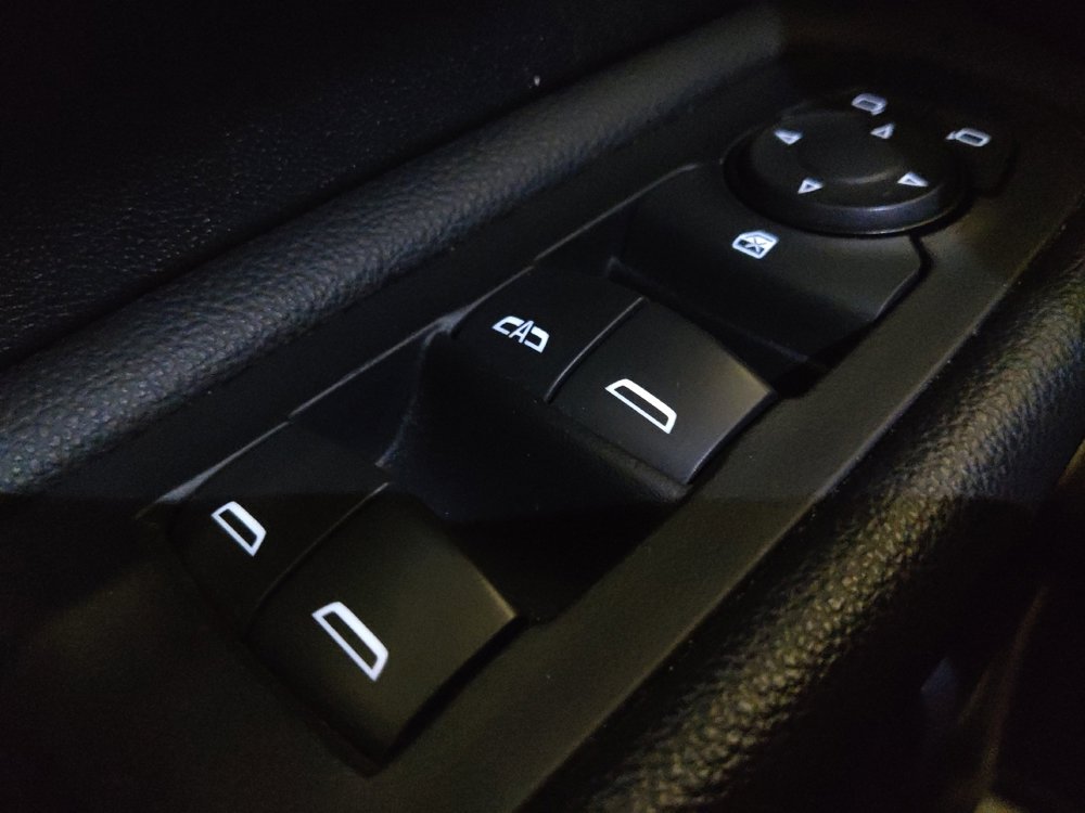 Used 2020 GMC Terrain SLE FWD image 27