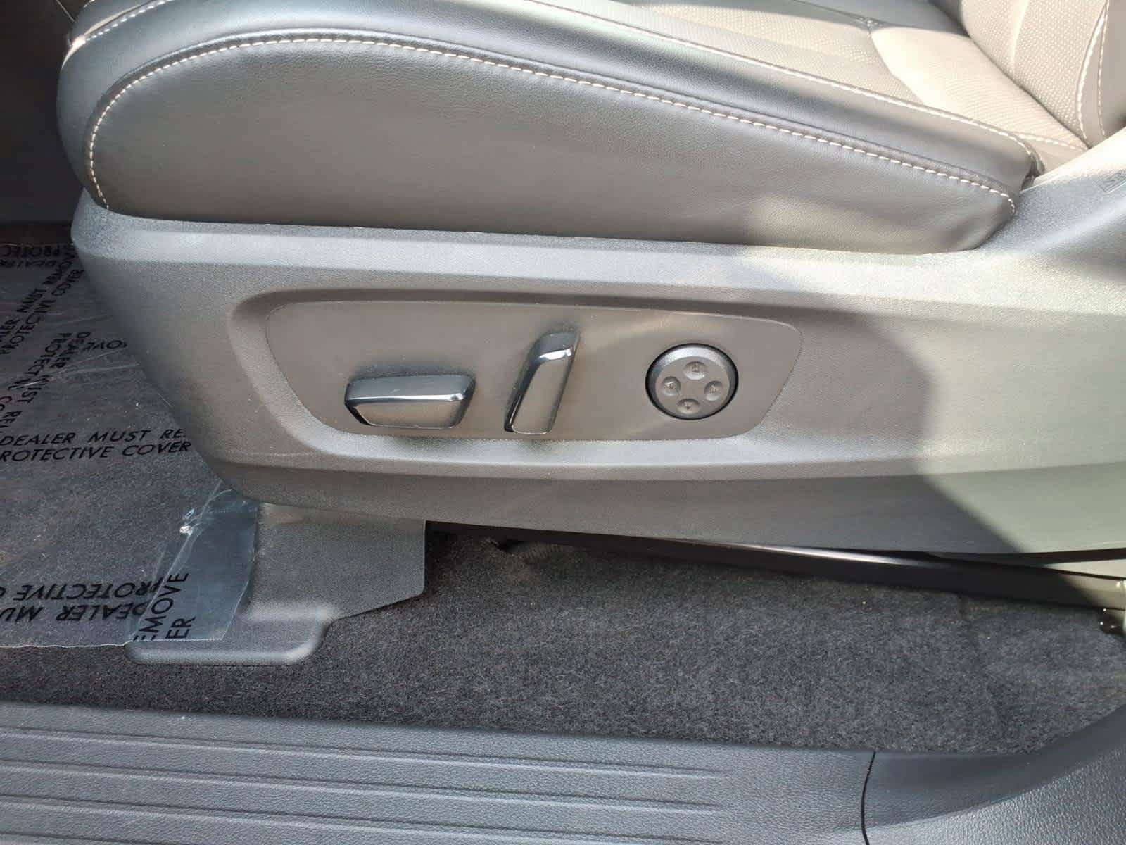Certified 2025 INFINITI QX60 Pure AWD/4WD image 18