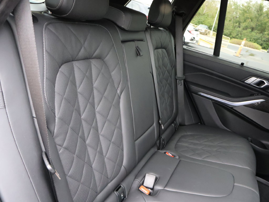 Certified 2026 BMW X5 M60i AWD/4WD image 37