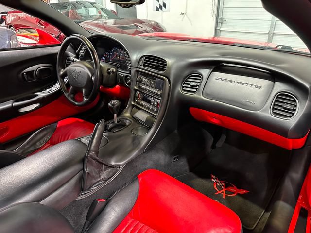 Used 2002 Chevrolet Corvette Z06 w/ Memory Pkg RWD image 10