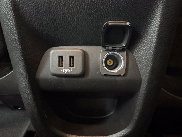 Used 2021 Chevrolet Colorado LT w/ LT Convenience Package RWD image 24