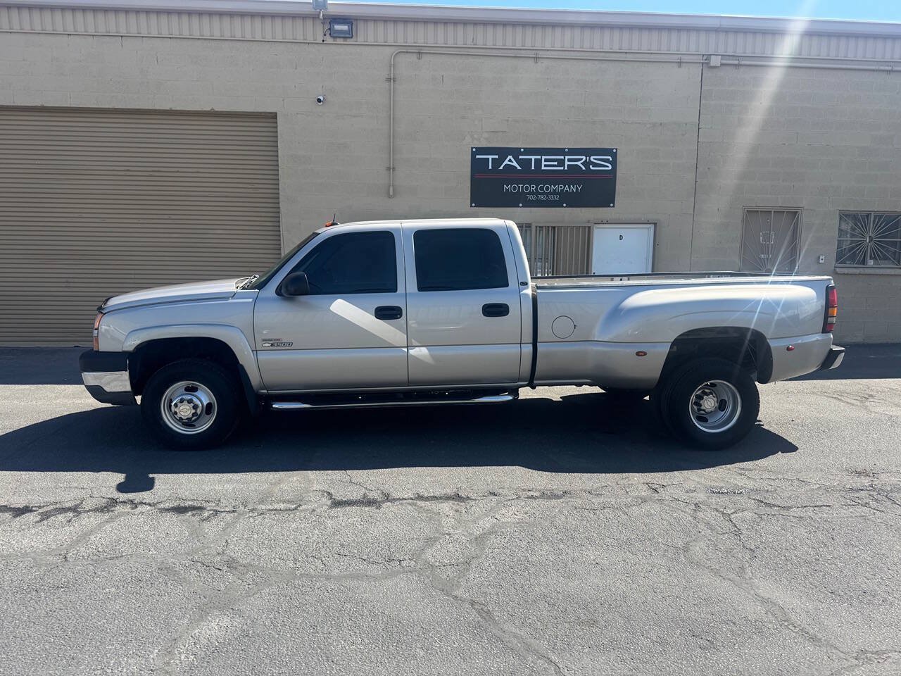 Used 2005 Chevrolet Silverado 3500 LT w/ Heavy-Duty Power Package RWD image 5