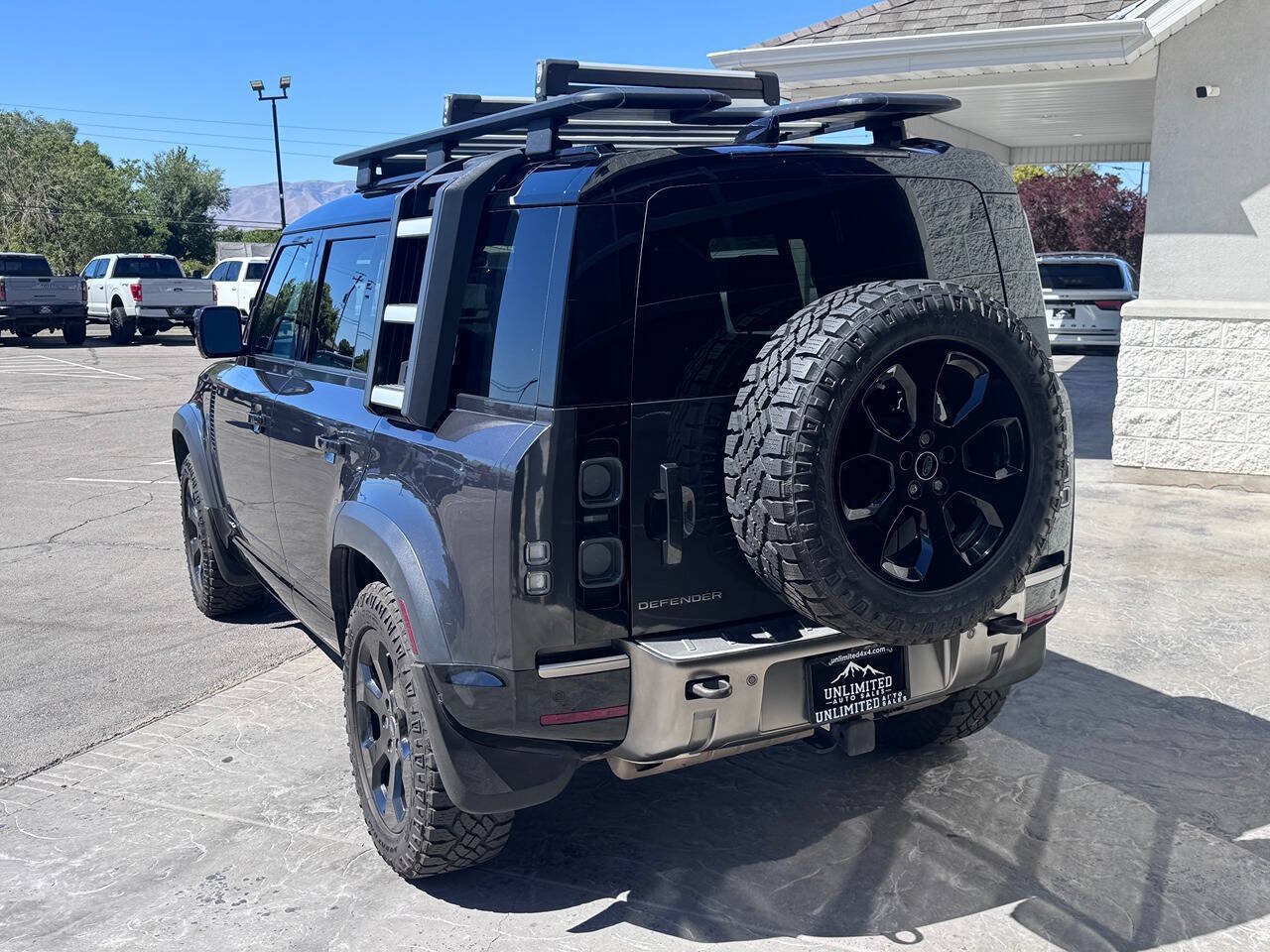 Used 2022 Land Rover Defender 110 X AWD/4WD image 10