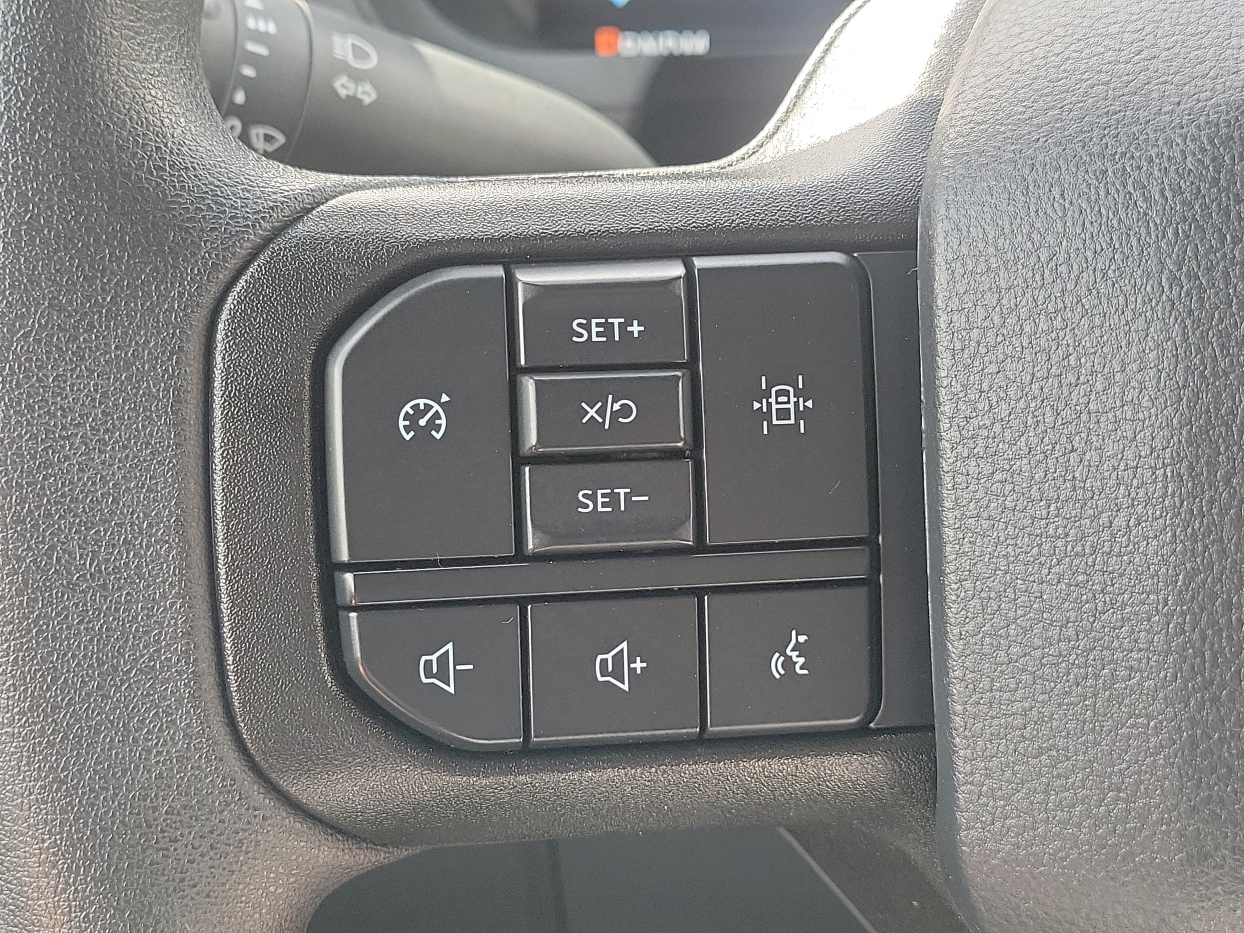 Used 2025 Ford F150 STX w/ Equipment Group 200A RWD image 20