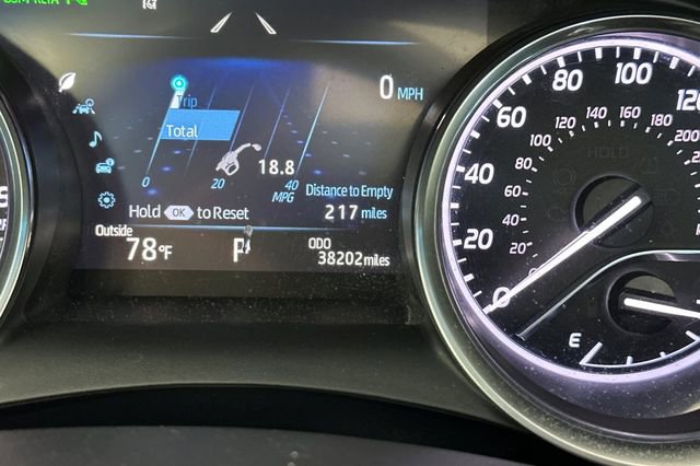 Used 2018 Toyota Camry XLE w/ Driver Assist Package FWD image 28
