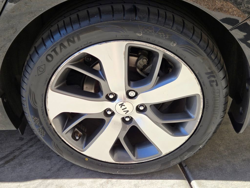 Used 2019 Kia Optima S FWD image 10
